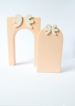 Cargar imagen en el visor de la galería, LOS "MALALA LITTLE" EN BEIS (Colección Permanente)