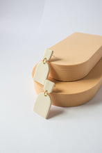 Cargar imagen en el visor de la galería, LOS "HEDY" EN BEIS (Colección Permanente)