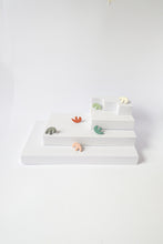 Cargar imagen en el visor de la galería, LOS "MALALA LITTLE" EN GRIS (Colección Permanente)